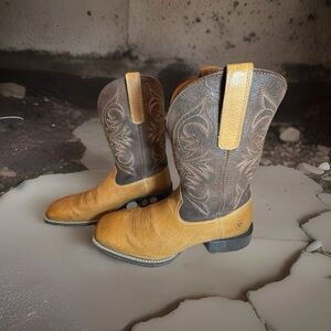 Men's Brown and Tan Cowboy Boots